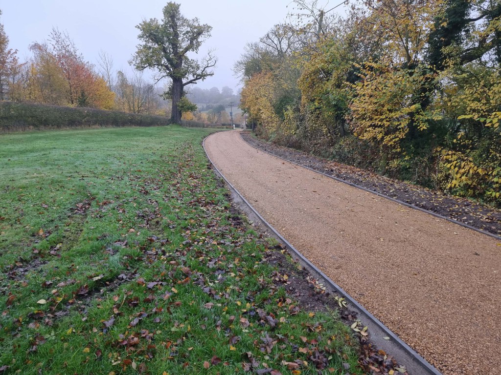 This is a large driveway which has just had a tar and chip driveway installed on by Sevenoaks Driveways